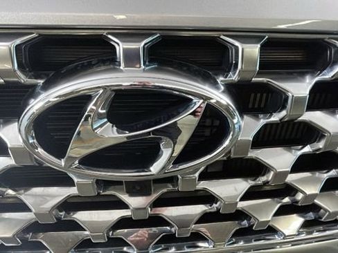 Certified 2023 Hyundai Santa Fe Limited w/ Cargo Package AWD/4WD image 9