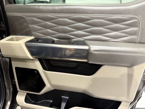 Certified 2025 Ford F450 Platinum w/ Platinum Plus Package image 26