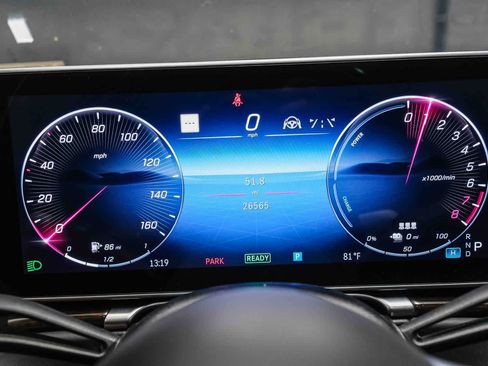 Certified 2024 Mercedes-Benz S 580e 4MATIC Sedan image 28