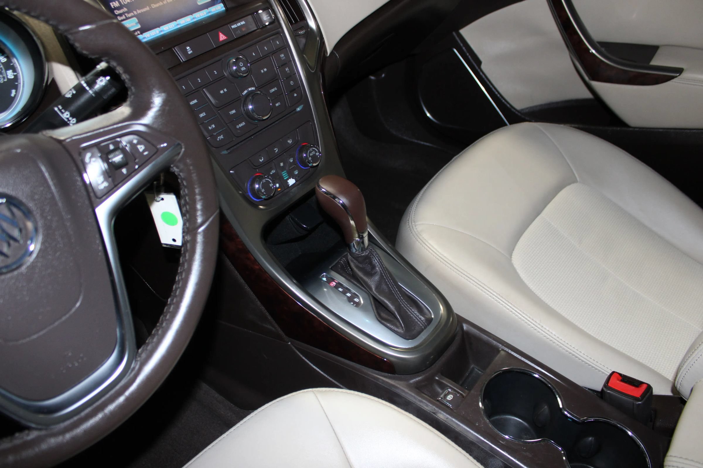 Used 2012 Buick Verano FWD image 15