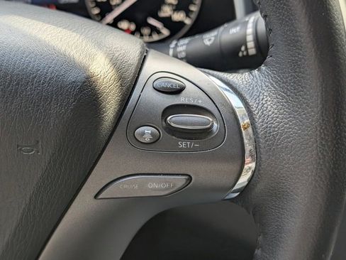 Used 2023 Nissan Murano SV image 21