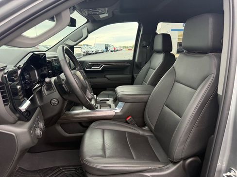 Used 2024 Chevrolet Silverado 1500 LTZ image 14