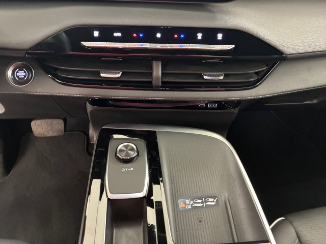 Certified 2025 Buick Enclave Sport Touring w/ Super Cruise Package AWD/4WD image 21