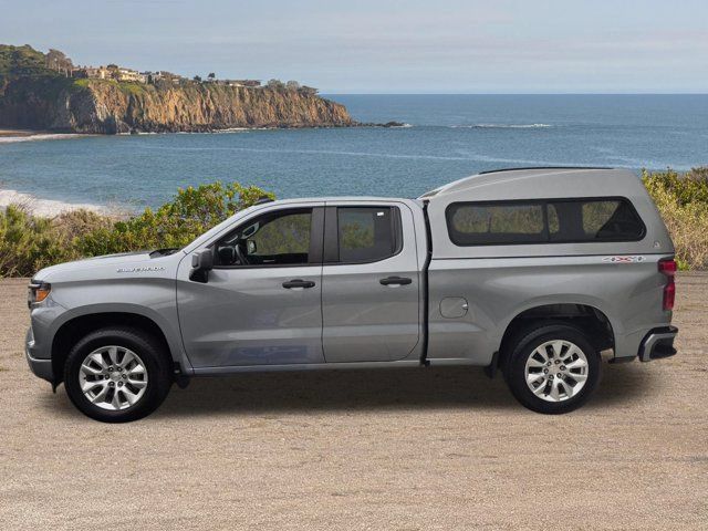 Used 2023 Chevrolet Silverado 1500 Custom AWD/4WD image 8
