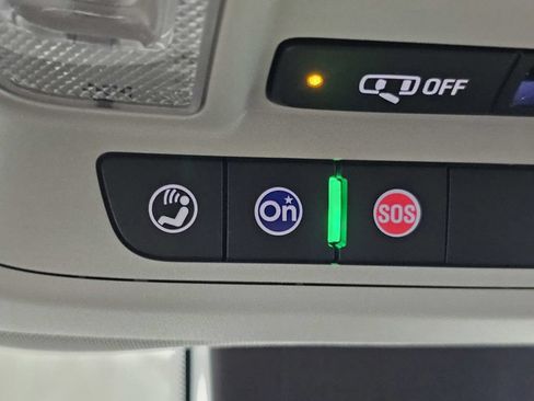 Used 2024 Chevrolet Equinox LS w/ LS Convenience Package FWD image 20