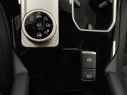 New 2026 Mitsubishi Outlander SE AWD/4WD image 29