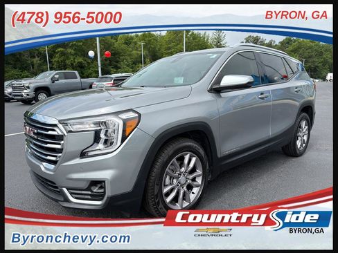 Used 2024 GMC Terrain SLT w/ Tech Package FWD image 1