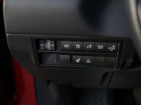 Used 2024 Toyota Tundra Limited image 10