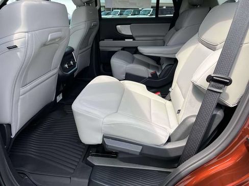 New 2027 Ford Expedition Active AWD/4WD image 16