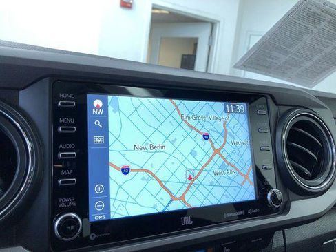 Certified 2022 Toyota Tacoma TRD Pro image 26