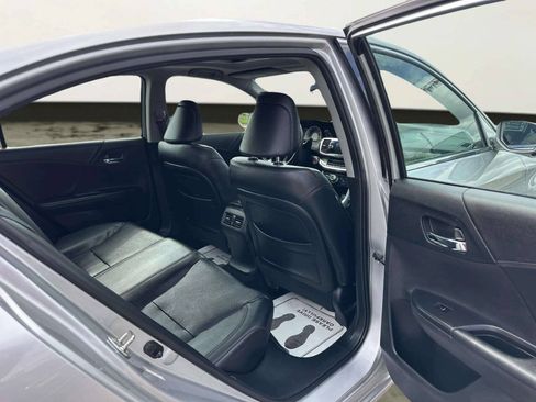 Used 2013 Honda Accord EX-L image 17