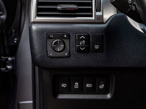 Used 2023 Lexus GX 460 Premium image 22