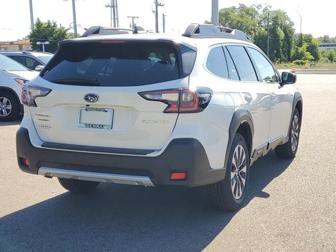 Used 2024 Subaru Outback Limited AWD/4WD image 3