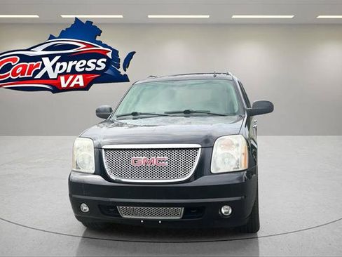 Used 2011 GMC Yukon XL Denali AWD/4WD image 2