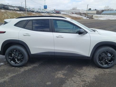 New 2026 Chevrolet Trax LT image 14