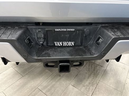 Used 2022 Ford F350 Lariat w/ Tremor Off-Road Package image 38