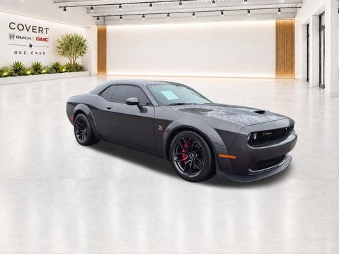 Used 2019 Dodge Challenger R/T Scat Pack RWD image 1