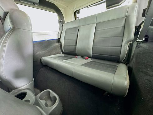 Used 2009 Jeep Wrangler X image 29