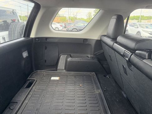 Used 2022 Toyota 4Runner SR5 Premium w/ Moonroof Package RWD image 11
