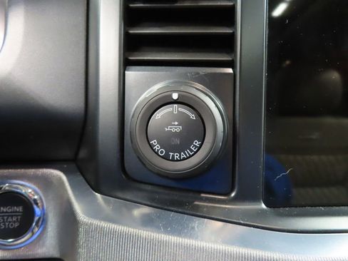 Used 2025 Ford F350 Platinum w/ Platinum Plus Package image 55