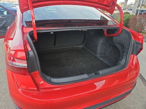 Used 2023 Volkswagen Jetta SE image 25