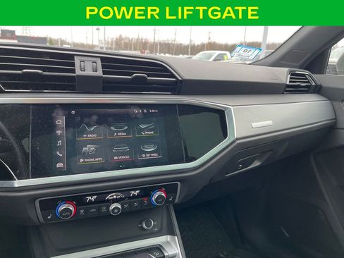 Used 2022 Audi Q3 2.0T Premium Plus image 19