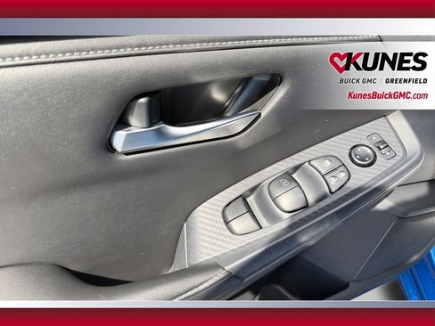 Used 2024 Nissan Sentra SV FWD image 15