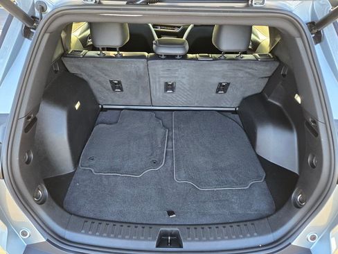 Used 2025 Chevrolet Equinox LT w/ Convenience Package II FWD image 13