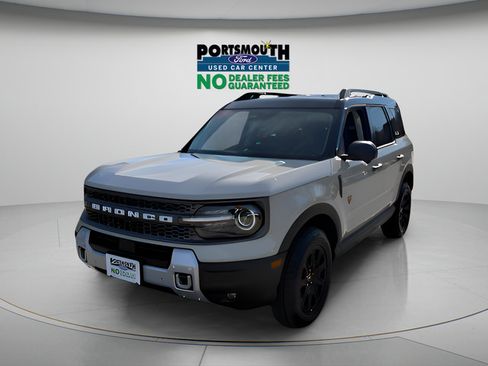 Used 2025 Ford Bronco Sport Badlands AWD/4WD image 16