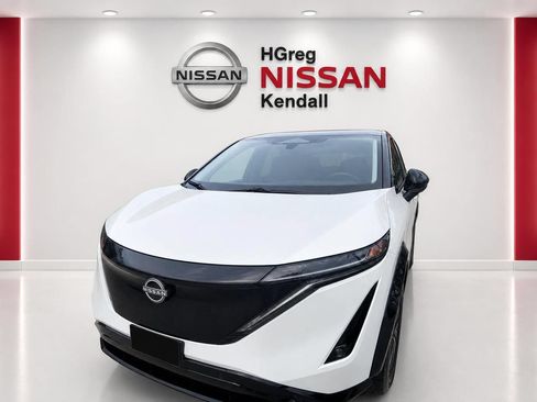 Used 2024 Nissan Ariya FWD image 3