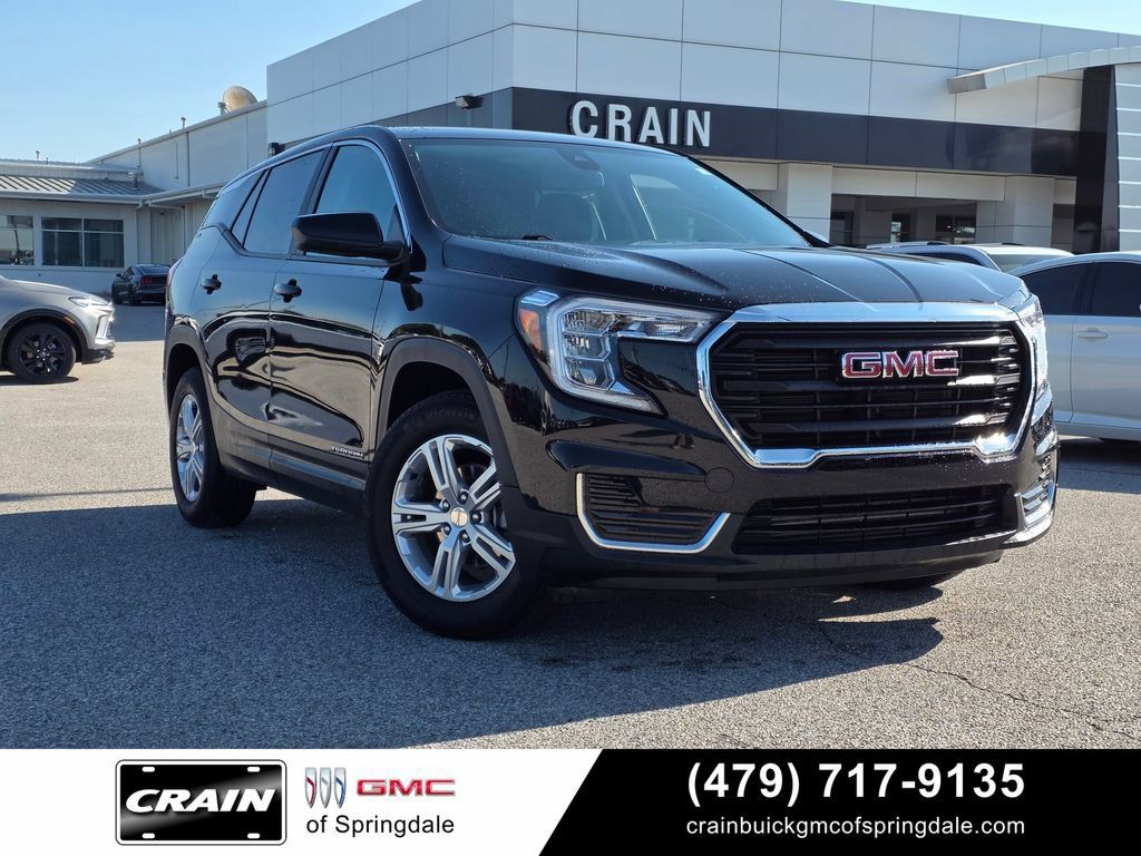 Used 2024 GMC Terrain SLE FWD image 1