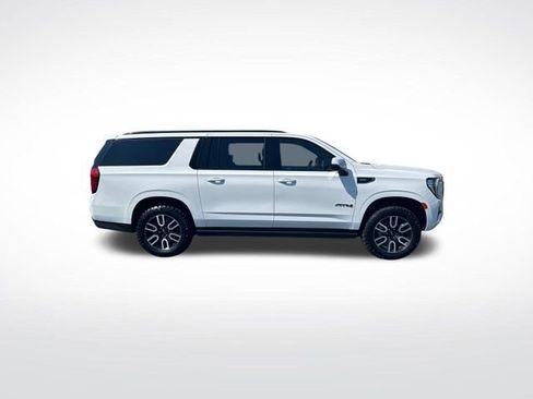 Used 2021 GMC Yukon XL AT4 w/ AT4 Premium Plus Package image 6