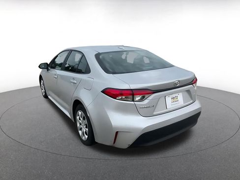 Used 2024 Toyota Corolla LE image 11