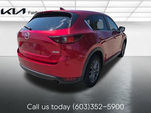 Used 2017 MAZDA CX-5 Touring w/ Preferred Equipment Package AWD/4WD image 5