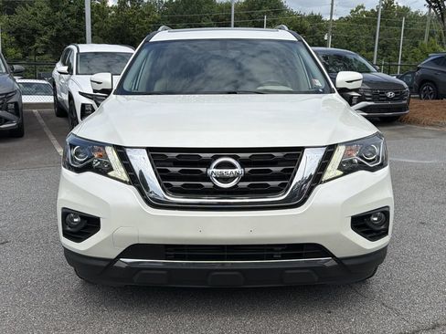 Used 2020 Nissan Pathfinder Platinum AWD/4WD image 2