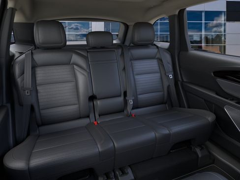 New 2026 Lincoln Nautilus Reserve AWD/4WD image 11