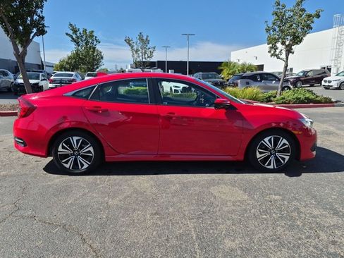 Used 2016 Honda Civic EX-L image 4