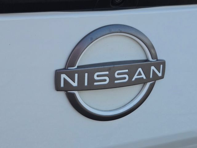 Used 2022 Nissan Frontier S w/ Technology Package RWD image 15