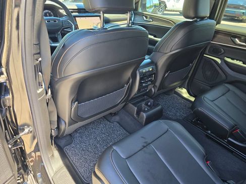 New 2026 Jeep Grand Cherokee L Limited AWD/4WD image 24