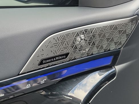 Used 2025 BMW M5 Touring AWD/4WD image 18