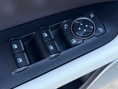 Used 2022 Lincoln Nautilus Black Label w/ Class II Trailer Tow Package image 10