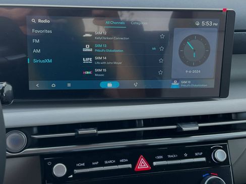 New 2025 Hyundai Tucson SEL image 18