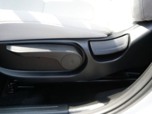 Certified 2025 Hyundai Tucson SE image 20