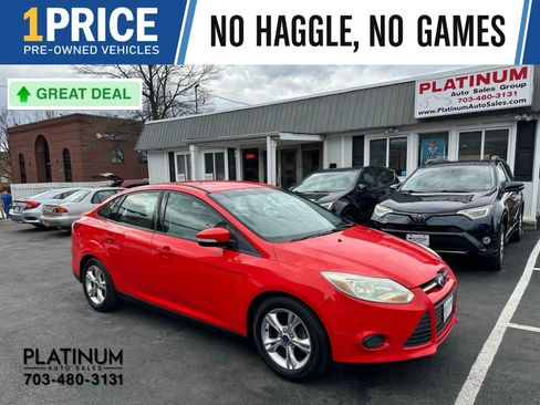 Used 2014 Ford Focus SE image 1