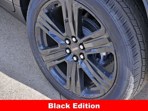 New 2026 GMC Acadia Elevation w/ Black Edition FWD image 11
