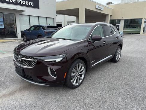 Used 2022 Buick Envision Avenir w/ Technology Package II image 3