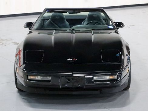 Used 1996 Chevrolet Corvette Convertible RWD image 3