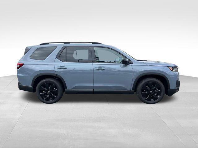 New 2026 Honda Pilot Black Edition image 9