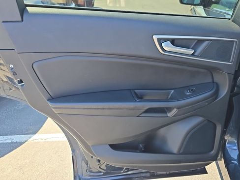 Used 2024 Ford Edge SEL AWD/4WD image 35
