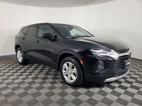 Certified 2022 Chevrolet Blazer LT FWD image 2